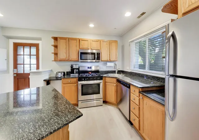 Photo 4 of Single family home for sale at 127 N Illinois Ave, Villa Park, IL 60181 | MLS# 12789919 | Listing updated on 2026-10-21