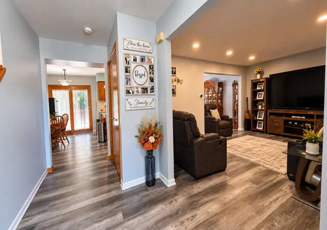 Photo 3 of Single family home for sale at 2205 Jordan Ln, Elgin, IL 60123 | MLS# 12789922 | Listing updated on 2026-10-21