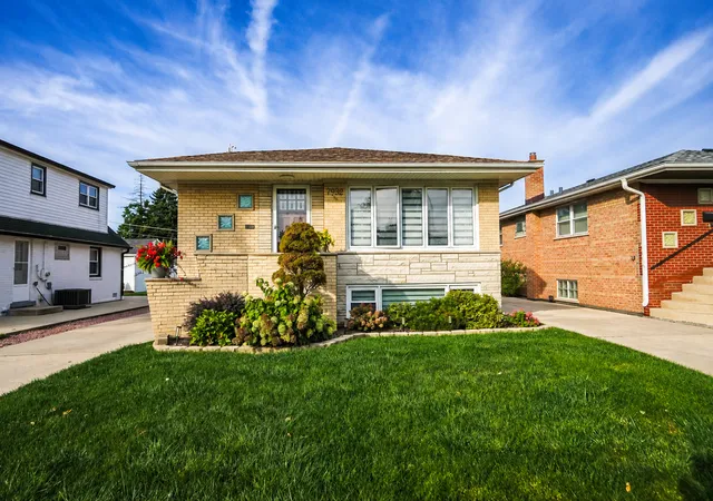 Single family home for sale at 7932 Melvina Ave, Burbank, IL 60459 | MLS# 12789932