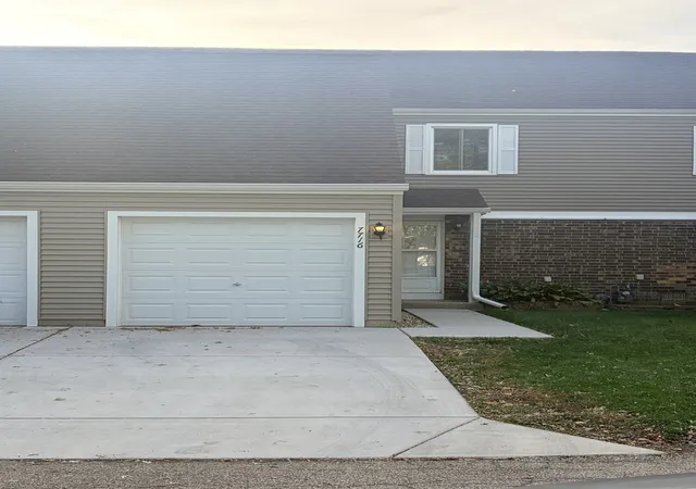 Photo 2 of Townhouse for sale at 7716 Bolton Way, Hanover Park, IL 60133 | MLS# 12789957 | Listing updated on 2026-10-22