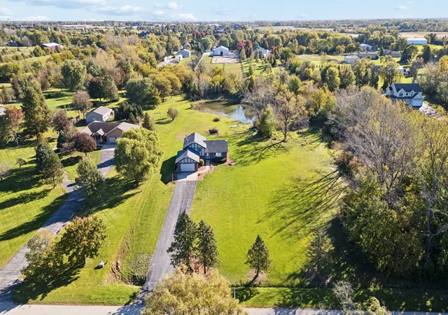 Single family home for sale at 24251 S Harvest Hills Rd, Frankfort, IL 60423 | MLS# 12789958