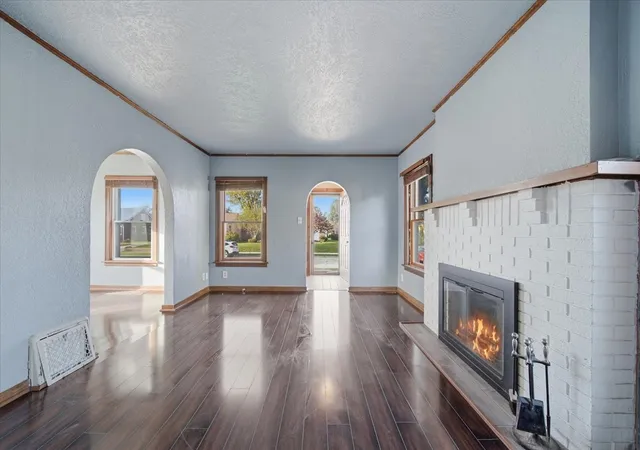 Photo 4 of Single family home for sale at 507 W 13th Street, Sterling, IL 61081 | MLS# 12789966 | Listing updated on 2026-10-27