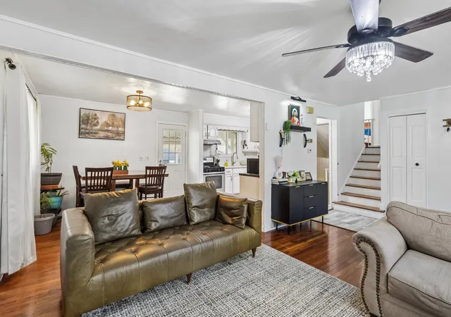 Photo 4 of Single family home for sale at 2261 Poplar Ave, Hanover Park, IL 60133 | MLS# 12789969 | Listing updated on 2026-10-28