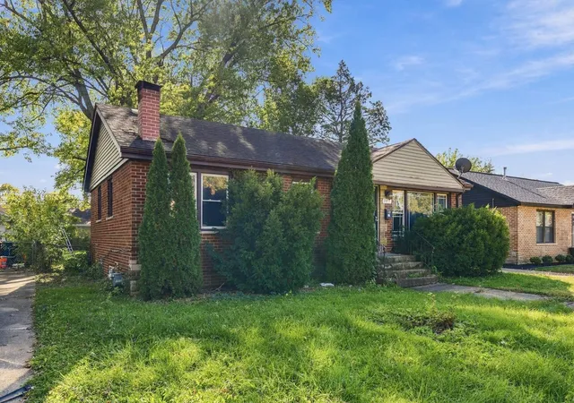 Photo 3 of Single family home for sale at 745 E 155th Place, South Holland, IL 60473 | MLS# 12789973 | Listing updated on 2026-10-28