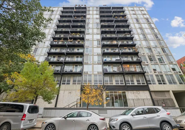 Photo 1 of Condo for sale at 450 W Briar Pl #11K, Chicago, IL 60657 | MLS# 12789990 | Listing updated on 2026-10-22