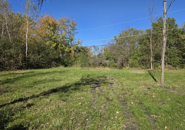 Photo 2 of Land for sale at 13307 W 21st Street, Wadsworth, IL 60083 | MLS# 12789994 | Listing updated on 2026-10-21