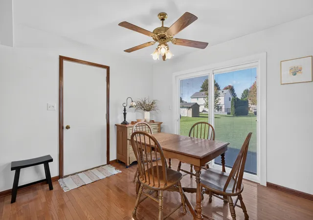 Photo 4 of Single family home for sale at 836 Thornberry Dr, Ottawa, IL 61350 | MLS# 12789996 | Listing updated on 2026-10-22