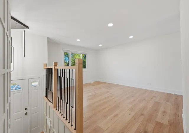Photo 2 of Single family home for sale at 1701 Hartmann Dr, Schaumburg, IL 60193 | MLS# 12790007 | Listing updated on 2026-10-23