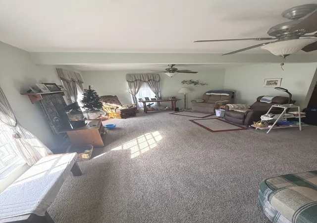 Photo 4 of House for sale at 920 11th Avenue, Clinton, IA 52732 | MLS# 12790021 | Listing updated on 2026-10-20