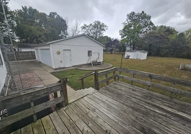 Photo 3 of Single family home for sale at 130 W 5th Street, Bonnie, IL 62816 | MLS# 12790025 | Listing updated on 2026-10-22