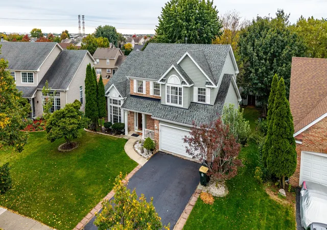 Single family home for sale at 74 White Oak Dr, North Aurora, IL 60542 | MLS# 12790042