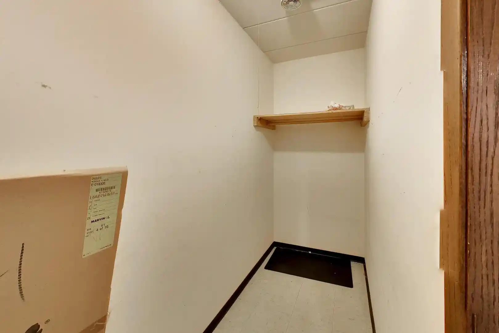 Listing Photo 39 - Condo for sale in 901 Ctr St located at 901 Ctr St, Des Plaines, IL 60016 - Unit #403