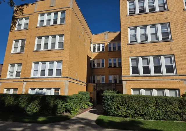 Listing Photo 1 - Condo for sale in building located at 6309 N Albany Ave, Chicago, IL 60659 - Unit #GB