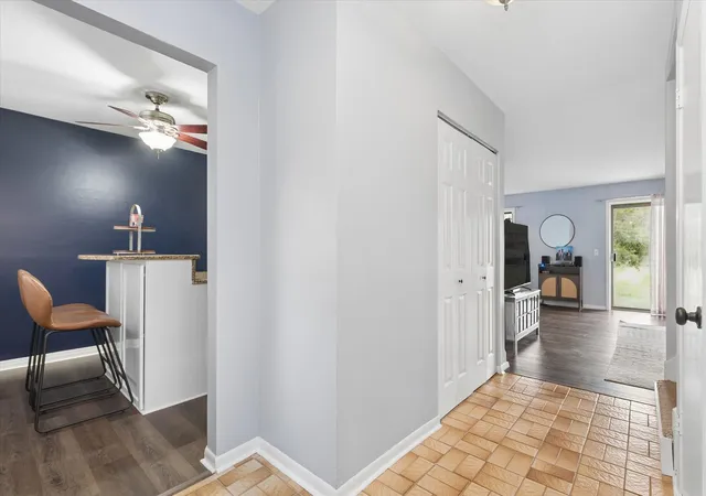 Photo 4 of Townhouse for sale at 1151 Geneva Ln, Lake Zurich, IL 60047 | MLS# 12790061 | Listing updated on 2026-10-28