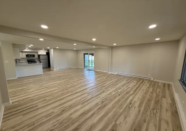 Photo 4 of Single family home for sale at 60 Oak St, South Wilmington, IL 60474 | MLS# 12790064 | Listing updated on 2026-10-22