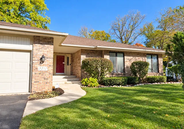 Photo 1 of Single family home for sale at 5310 Regents Park Rd, Rockford, IL 61107 | MLS# 12790068 | Listing updated on 2026-10-22