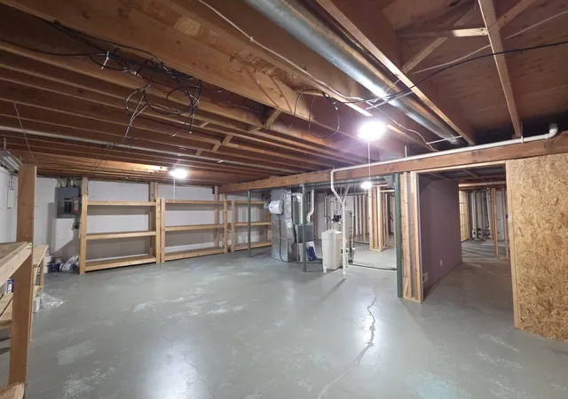 Photo 46 of Single family home for sale at 5310 Regents Park Rd, Rockford, IL 61107 | MLS# 12790068 | Listing updated on 2026-10-27