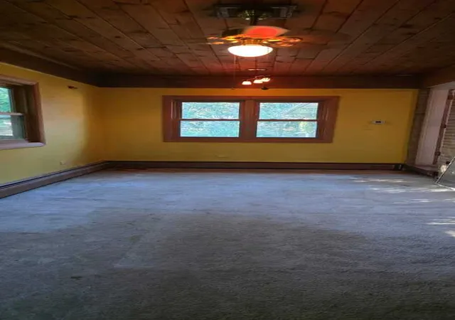 Photo 2 of Single family home for sale at 141 County Line Rd, Barrington, IL 60010 | MLS# 12790073 | Listing updated on 2026-10-23