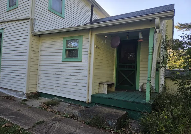 Photo 3 of Single family home for sale at 257 Olmsted Rd, Villa Ridge, IL 62996 | MLS# 12790077 | Listing updated on 2026-10-22