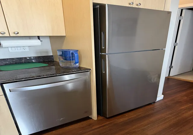 Photo 4 of Condo for sale at 235 W Van Buren St #2314, Chicago, IL 60607 | MLS# 12790092 | Listing updated on 2026-10-23