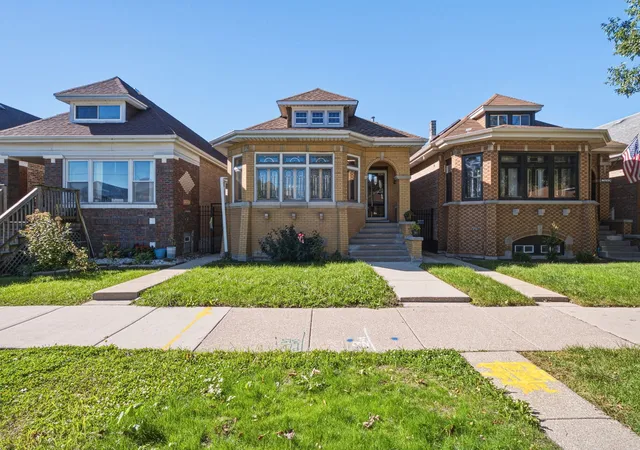 Single family home for sale at 5628 S Sacramento Ave, Chicago, IL 60629 | MLS# 12790102