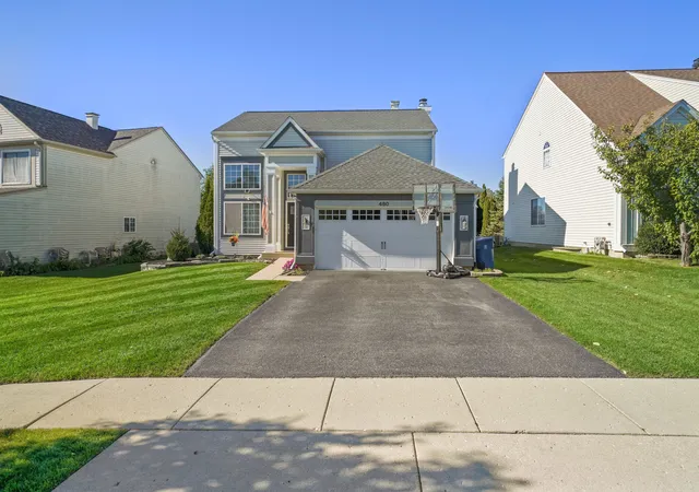Photo 1 of Single family home for sale at 480 Knoll Crst Dr, Bartlett, IL 60103 | MLS# 12790189 | Listing updated on 2026-10-29