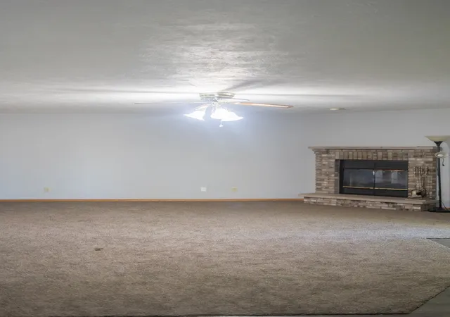 Photo 3 of Single family home for sale at 418 Royal Ave, Belvidere, IL 61008 | MLS# 12790192 | Listing updated on 2026-10-22