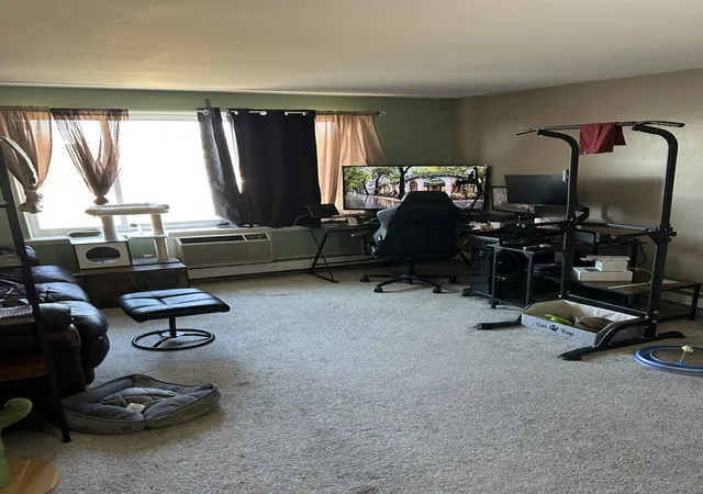 Photo 3 of Condo for sale at 1500 Robin Cir #314, Hoffman Estates, IL 60169 | MLS# 12790208 | Listing updated on 2026-10-22