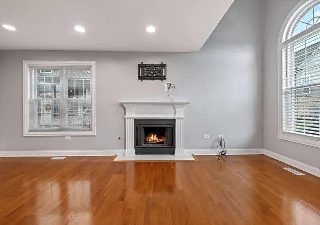 Photo 3 of Condo for sale at 43 Foxcroft Rd #119, Naperville, IL 60565 | MLS# 12790212 | Listing updated on 2026-10-27