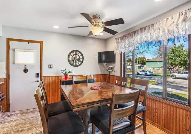 Photo 2 of Single family home for sale at 4245 W Termunde Dr, Alsip, IL 60803 | MLS# 12790250 | Listing updated on 2026-10-22