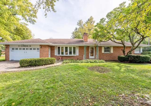 Single family home for sale at 21 Glenbrook Dr, Prospect Heights, IL 60070 | MLS# 12790259