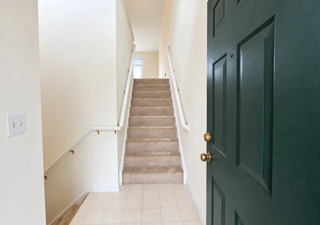 Photo 3 of Townhouse for sale at 957 Asbury Dr, Aurora, IL 60502 | MLS# 12790261 | Listing updated on 2026-10-30