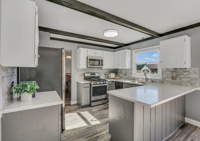 Photo 2 of Single family home for sale at 4829 Eastwood Ct, Waukegan, IL 60087 | MLS# 12790267 | Listing updated on 2026-10-29