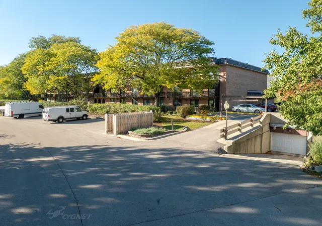 Photo 3 of Condo for sale at 444 Redondo Dr #202, Downers Grove, IL 60516 | MLS# 12790302 | Listing updated on 2026-10-22