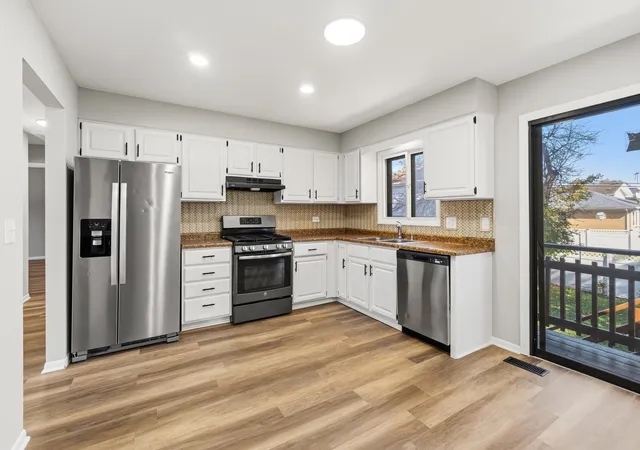 Photo 4 of Sale Pending at 1703 N Taft Ave, Berkeley, IL 60163 | MLS# 12790315 | Listing updated on 2026-10-23