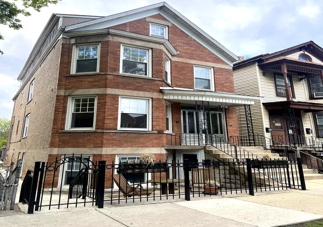 Photo 1 of Multi family home for sale at 2714 N Marshfield Ave, Chicago, IL 60614 | MLS# 12790334 | Listing updated on 2026-10-22