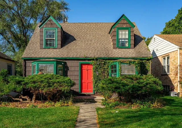 Single family home for sale at 30 N Wisconsin Ave, Villa Park, IL 60181 | MLS# 12790339