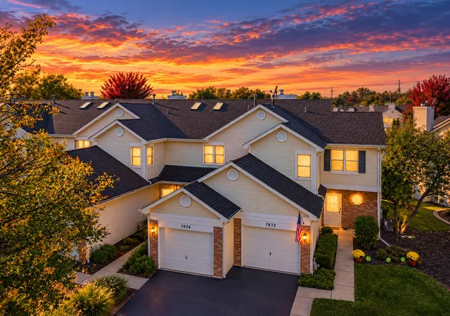 Photo 1 of Townhouse for sale at 7834 Darien Lake Dr, Darien, IL 60561 | MLS# 12790344 | Listing updated on 2026-10-29