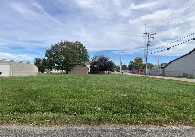 Photo 1 of Land for sale at 900 Wilbur St, Kewanee, IL 61443 | MLS# 12790354 | Listing updated on 2026-10-27
