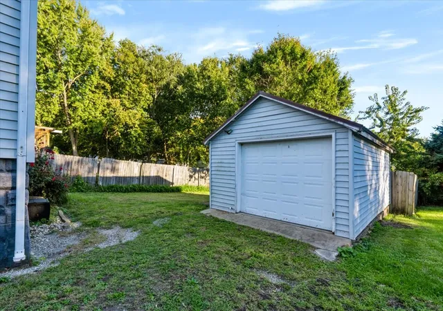 Photo 1 of Single family home for sale at 812 W Olive St, Bloomington, IL 61701 | MLS# 12790358 | Listing updated on 2026-10-27