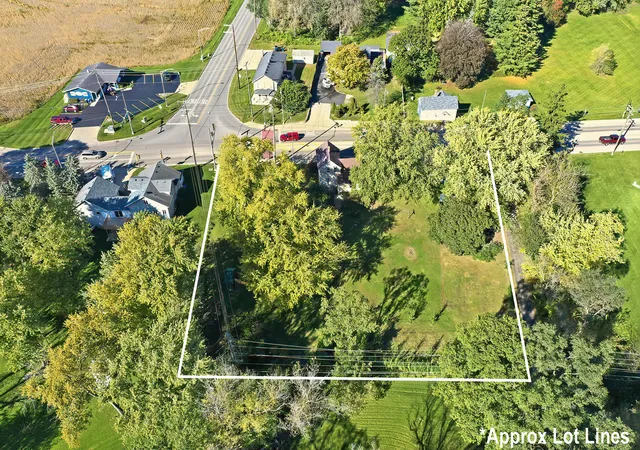 Photo 3 of Single family home for sale at 2517 W Johnsburg Rd, Johnsburg, IL 60051 | MLS# 12790363 | Listing updated on 2026-10-23