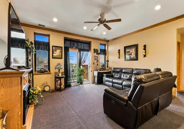 Photo 4 of Condo for sale at 5417 S Melvina Ave #303, Chicago, IL 60638 | MLS# 12790366 | Listing updated on 2026-10-29