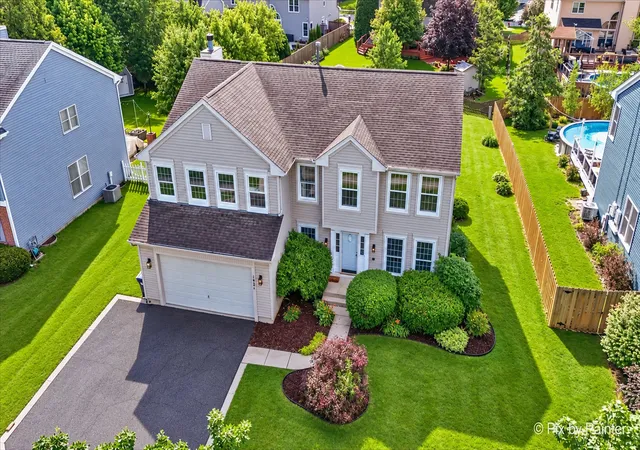 Photo 1 of Single family home for sale at 1831 Haverford Dr, Algonquin, IL 60102 | MLS# 12790379 | Listing updated on 2026-10-22