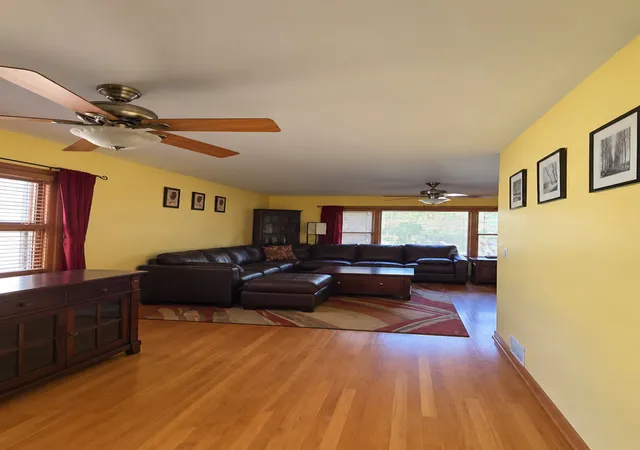 Photo 2 of Single family home for sale at 1636 S Cora St, Des Plaines, IL 60018 | MLS# 12790395 | Listing updated on 2026-10-29