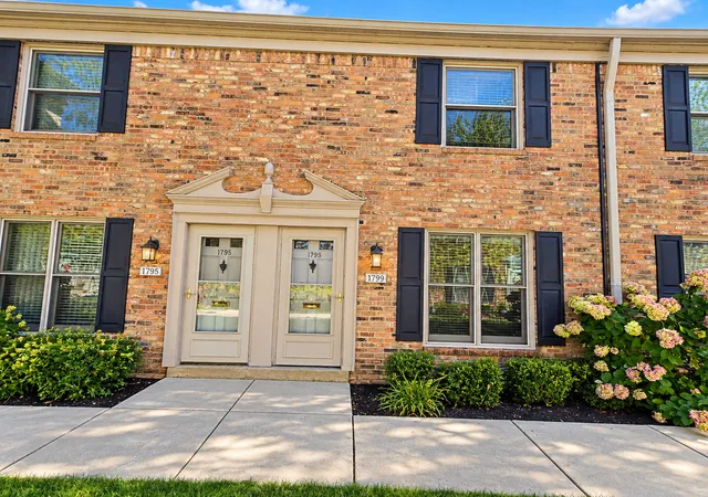Photo 1 of Townhouse for sale at 1799 Sessions Walk, Hoffman Estates, IL 60169 | MLS# 12790439 | Listing updated on 2026-10-21