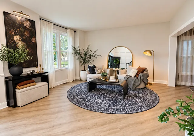 Photo 2 of Single family home for sale at 601 Bluestem Ln, Algonquin, IL 60102 | MLS# 12790448 | Listing updated on 2026-10-23