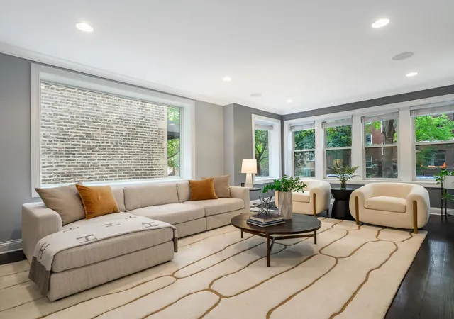 Listing Photo 4 - Condo for sale in building located at 1740 W Catalpa Ave, Chicago, IL 60640 - Unit #1E