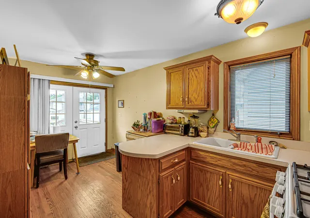 Photo 3 of Single family home for sale at 9316 S 54th Avenue, Oak Lawn, IL 60453 | MLS# 12790499 | Listing updated on 2026-10-22