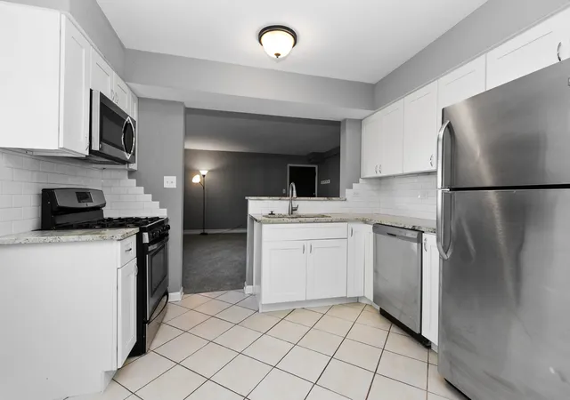 Photo 4 of Condo for sale at 17227 71st Court #2, Tinley Park, IL 60477 | MLS# 12790514 | Listing updated on 2026-10-22