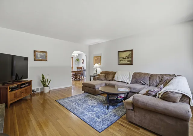 Photo 3 of Single family home for sale at 0s361 Park St, Winfield, IL 60190 | MLS# 12790533 | Listing updated on 2026-10-23